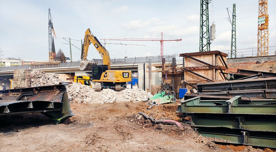 Die Eisenbahnüberführung „Augustusburger Straße“ wird zurückgebaut (März 2021)