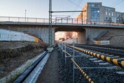 Erneuerte Straßenüberführung Koburger Straße